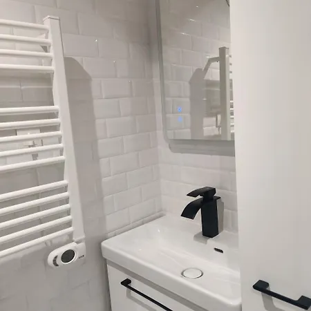 83 Apartment Caen