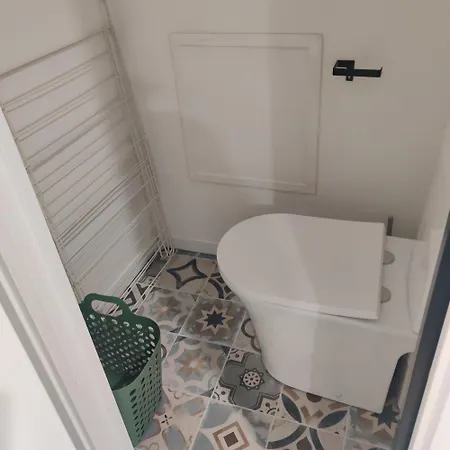 83 Apartment *